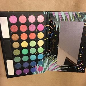 Bh cosmetics “take me back to Brazil” pallette.